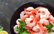 Tôm Nõn: Từ Món Ăn Dân Dã Đến Bữa Tiệc Sang Trọng
