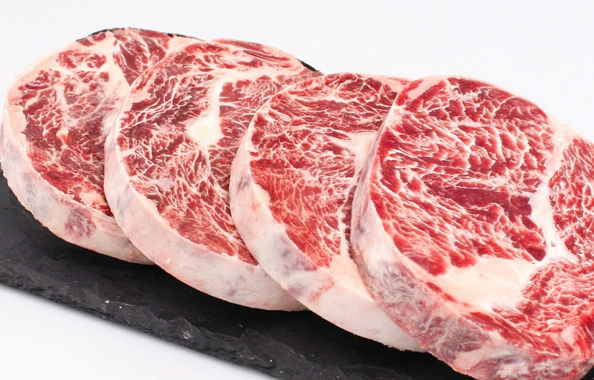 thịt bò Kobe A5, bò Kobe nhập khẩu, steak bò Kobe, cách chế biến thăn ngoại Kobe, thịt bò cao cấp Nhật, thăn ngoại bò Kobe Nhật Bản