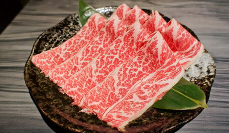 thịt bò Kobe A5, bò Kobe nhập khẩu, steak bò Kobe, cách chế biến thăn ngoại Kobe, thịt bò cao cấp Nhật, thăn ngoại bò Kobe Nhật Bản