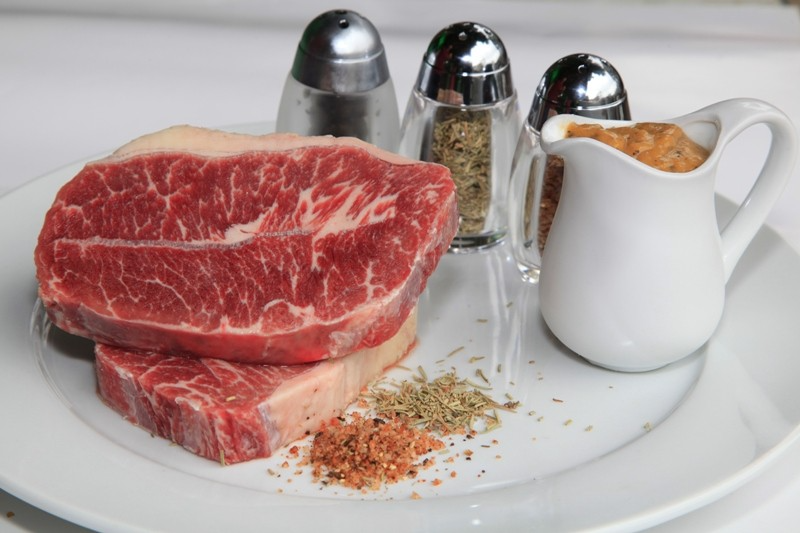 lõi vai bò Mỹ, thịt bò nướng BBQ, cách ướp bò Mỹ, nướng thịt bò đúng cách, bí quyết làm bò nướng ngonlõi vai bò Mỹ, thịt bò nướng BBQ, cách ướp bò Mỹ, nướng thịt bò đúng cách, bí quyết làm bò nướng ngon
