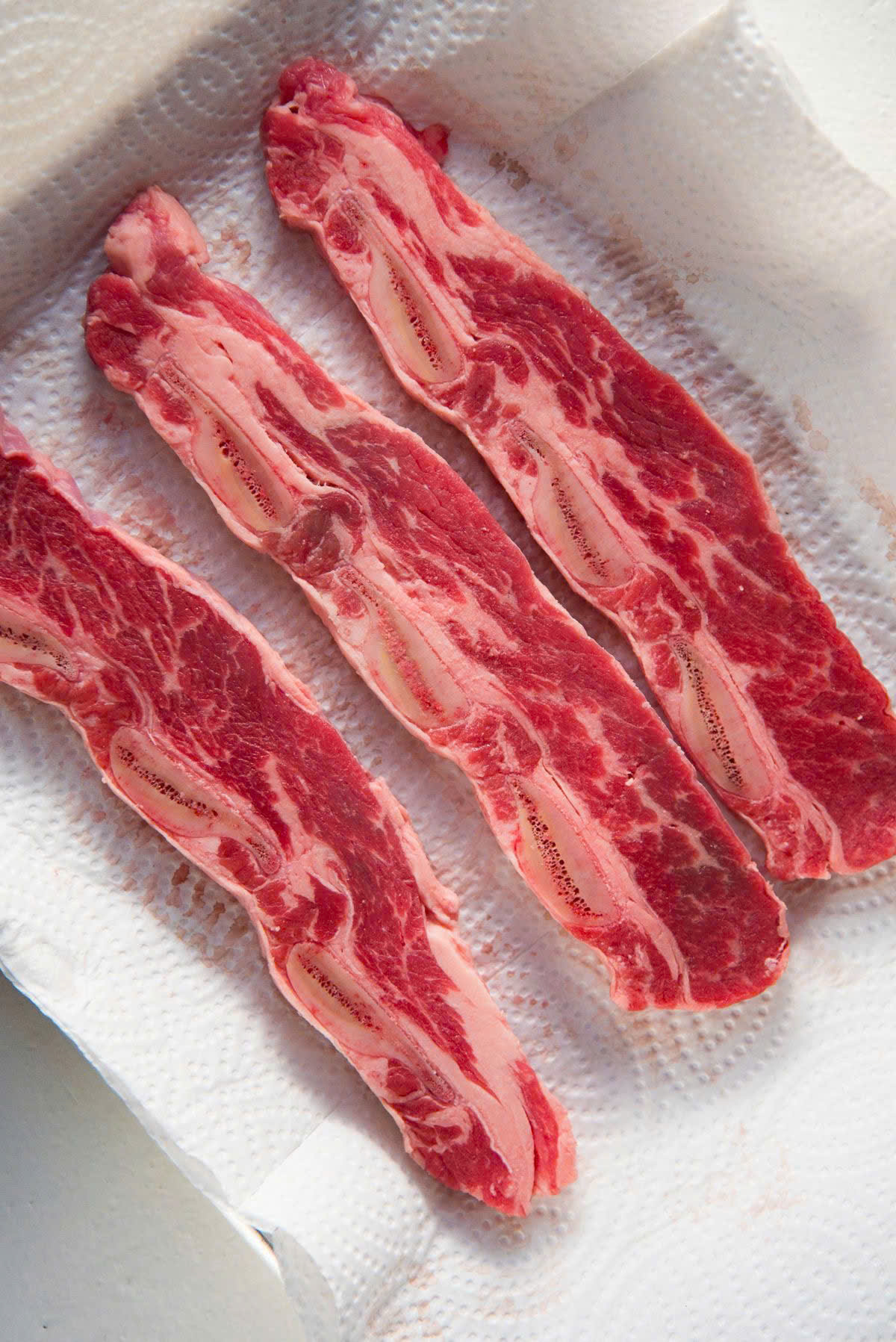 dẻ sườn bò Mỹ, steak dẻ sườn bò Mỹ, nướng thịt bò Mỹ, cách giữ nước cho thịt bò, mẹo nướng steak, bí quyết làm steak mềm