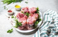 BẮP BÒ ÚC: MẸO GIỮ TƯƠI NGON TỪ TỦ LẠNH ĐẾN ĐĨA CƠM