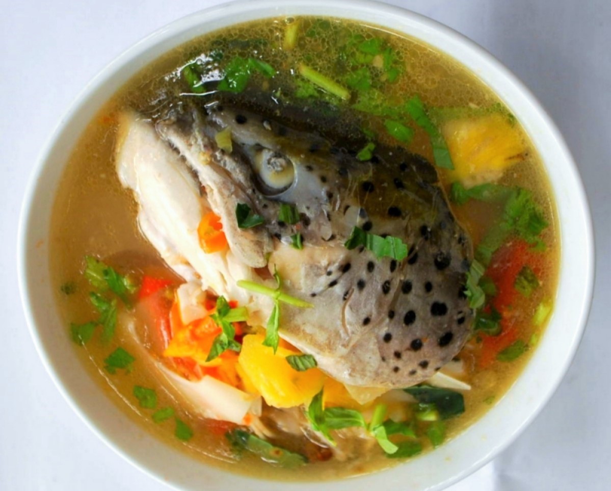 đầu và vây cá hồi