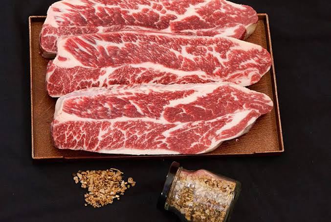 Sườn bò Mỹ rút xương nướng BBQ mọng nước