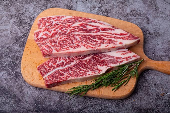 Bữa ăn dinh dưỡng cùng sườn bò Mỹ rút xương